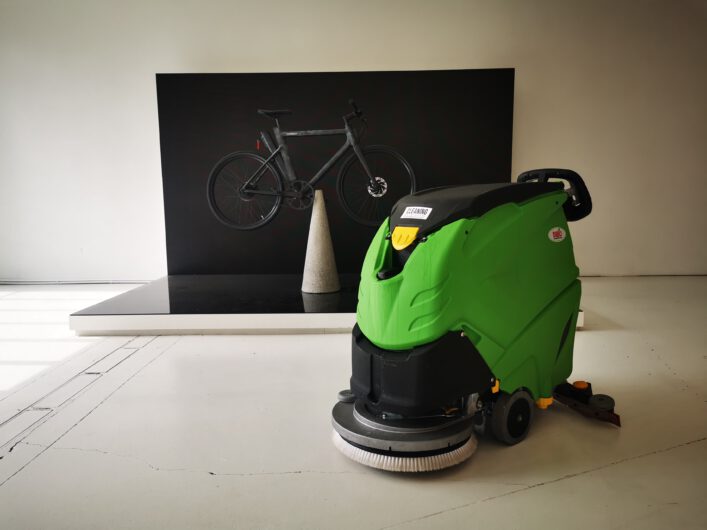 Cleaning Machines voorziet de Belgische startup COWBOY van een DIBO schrobzuigmachine